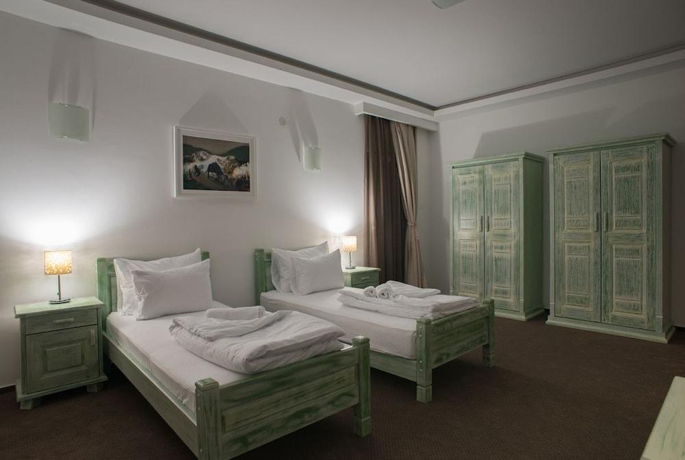 Hotel Trim Niksic Exterior foto